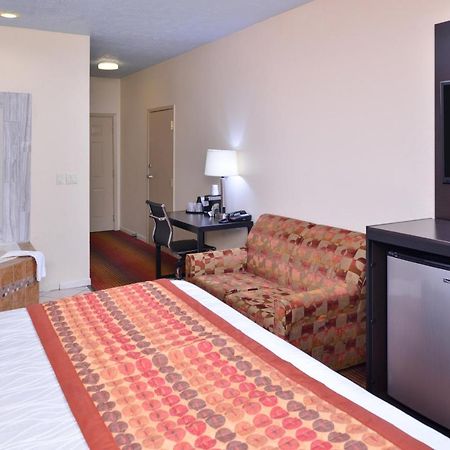 America'S Best Value Inn & Suites-Клінтон Екстер'єр фото