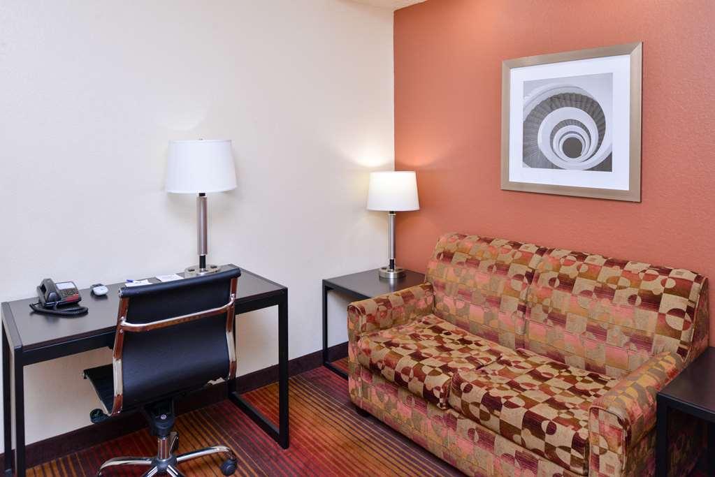 America'S Best Value Inn & Suites-Клінтон Номер фото