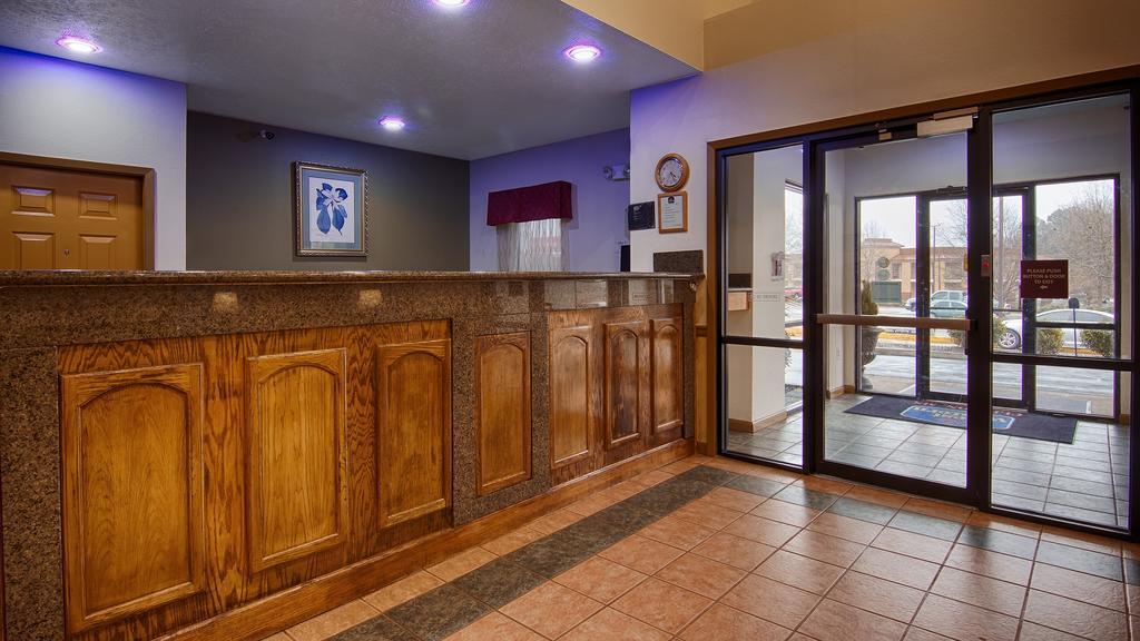 America'S Best Value Inn & Suites-Клінтон Екстер'єр фото