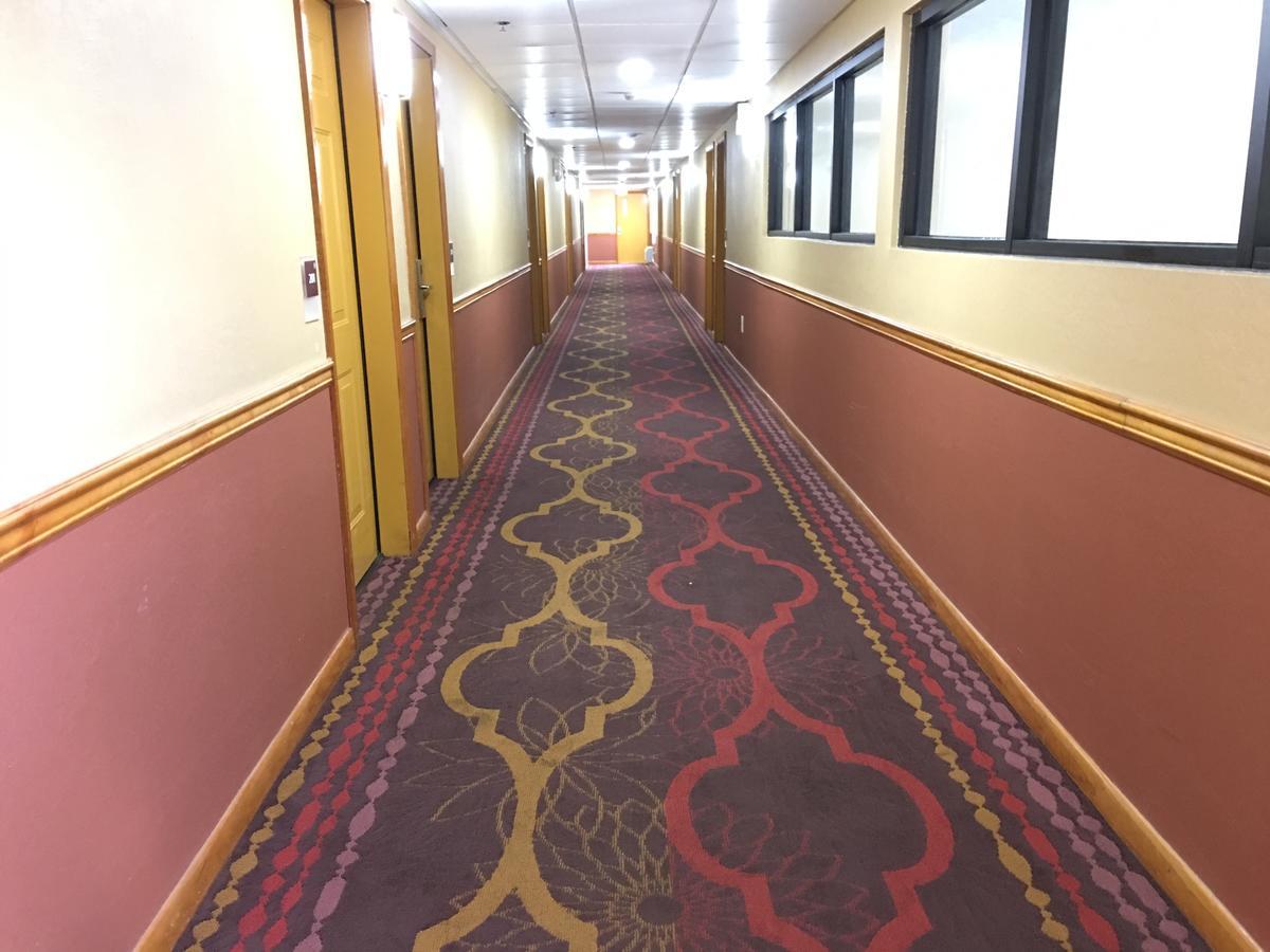 America'S Best Value Inn & Suites-Клінтон Екстер'єр фото