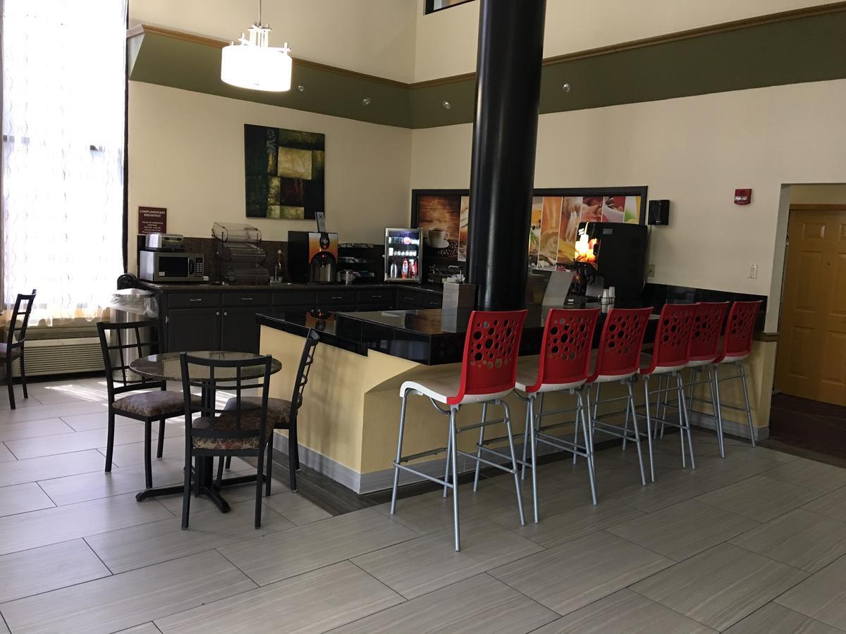 America'S Best Value Inn & Suites-Клінтон Екстер'єр фото