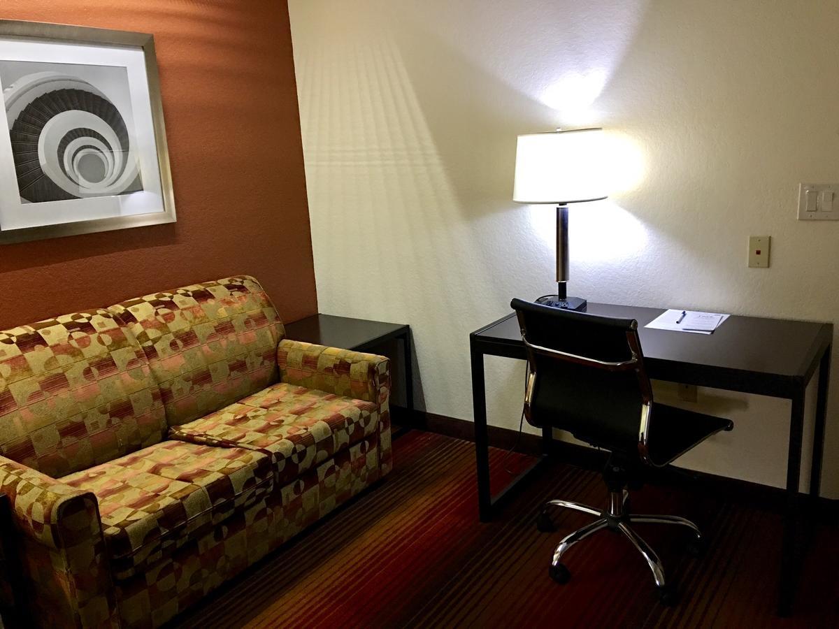 America'S Best Value Inn & Suites-Клінтон Екстер'єр фото
