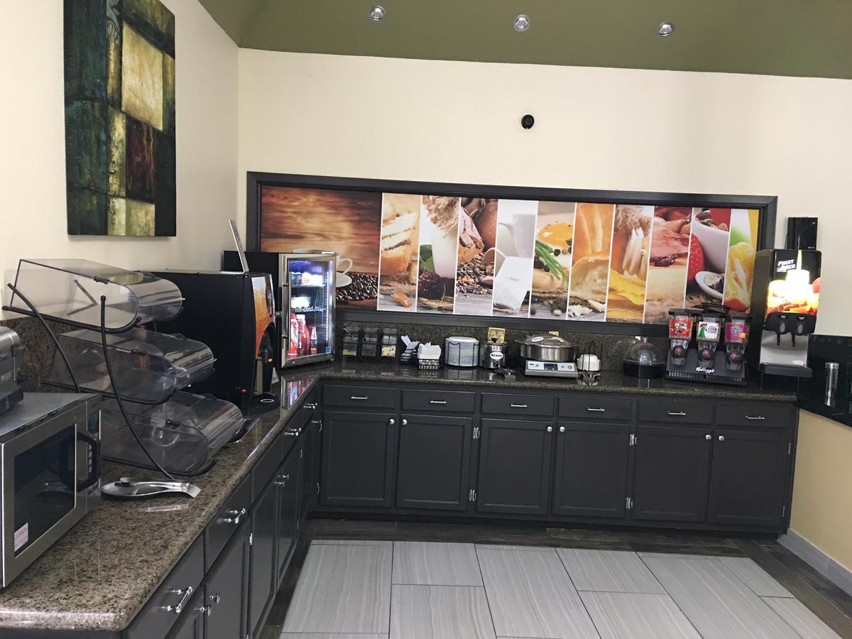 America'S Best Value Inn & Suites-Клінтон Екстер'єр фото