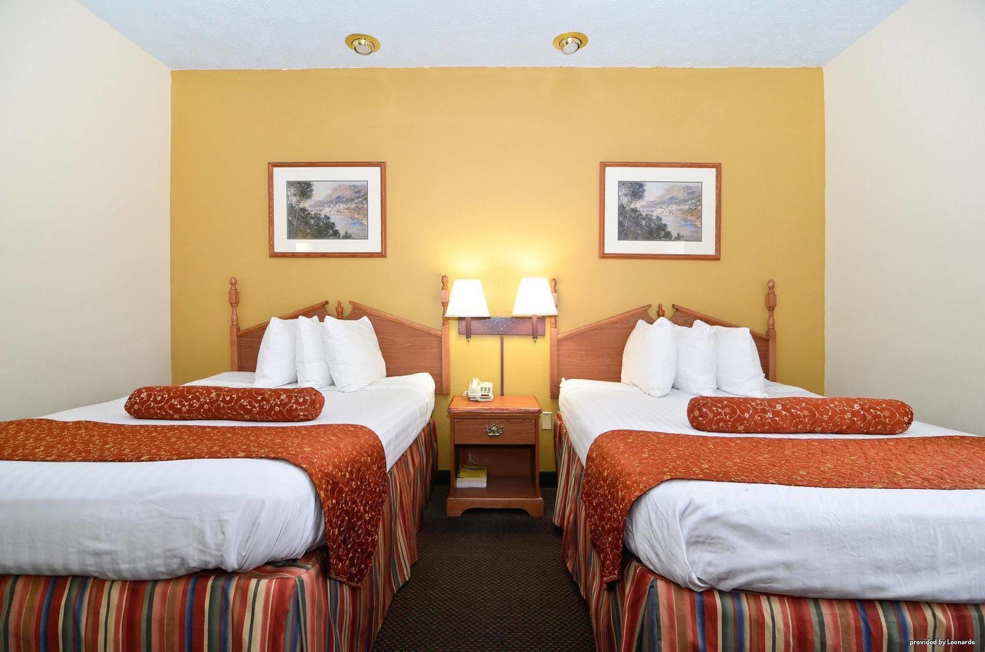 America'S Best Value Inn & Suites-Клінтон Екстер'єр фото